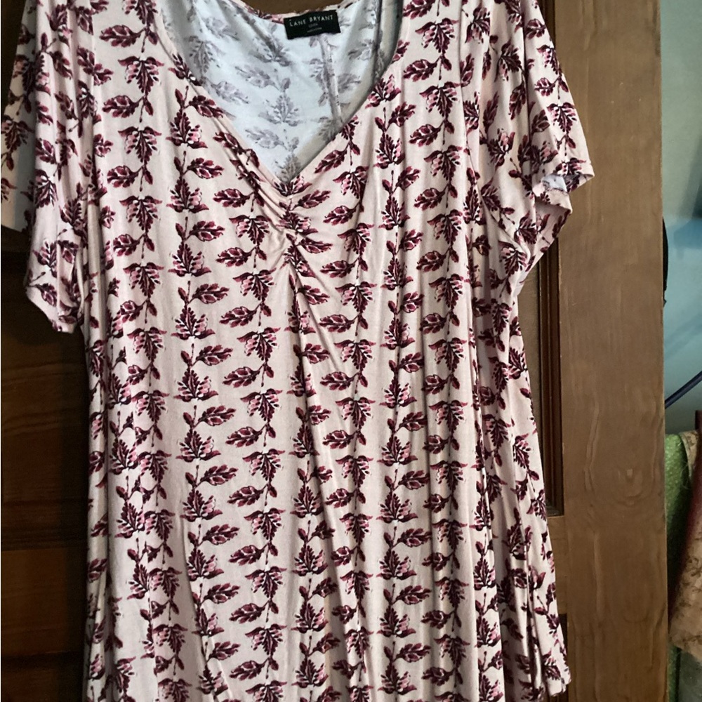 Lane Bryant Women's Floral Top - Pink and White V-neck Ruched plus size shirt